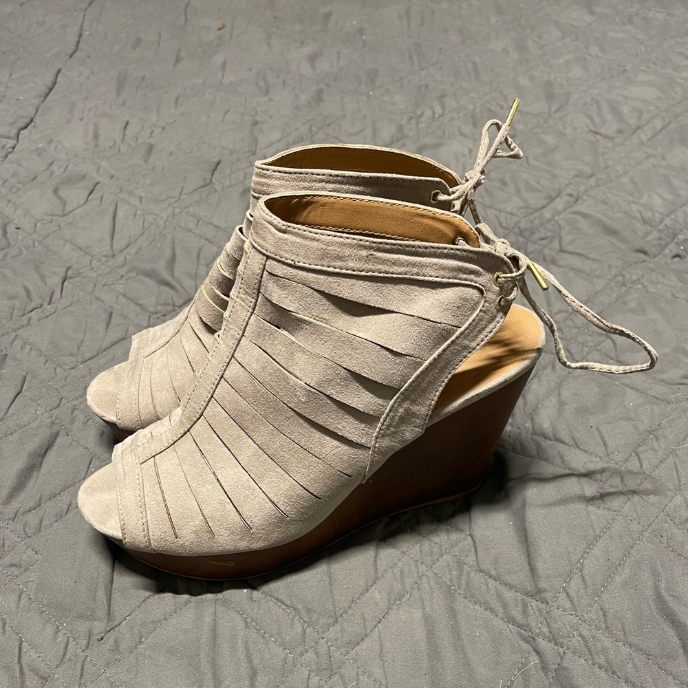 Wedges - Picture 7 of 8